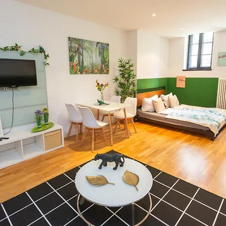 Fullhouse - - N6 Jungle - Smarttv - Nespresso Apartment *